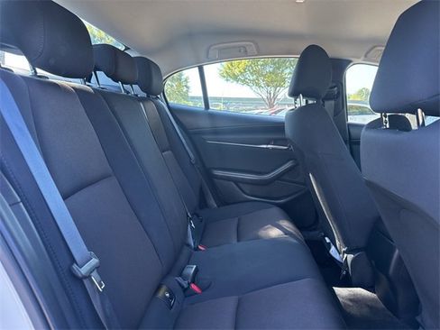 Used 2025 MAZDA MAZDA3 s image 26