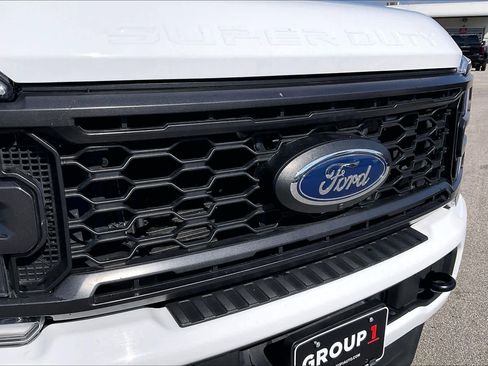 Used 2024 Ford F250 XL w/ STX Appearance Package image 26
