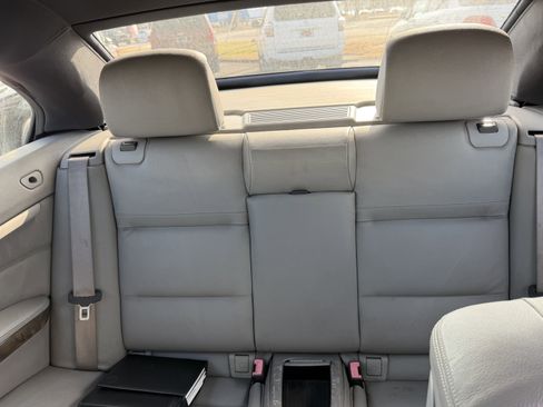 Used 2007 BMW 335i Convertible image 5