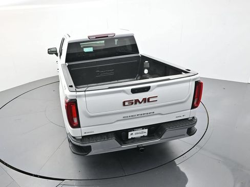 Used 2025 GMC Sierra 1500 SLT AWD/4WD image 29