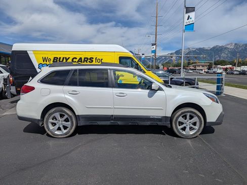 Used 2014 Subaru Outback 2.5i Limited AWD/4WD image 2