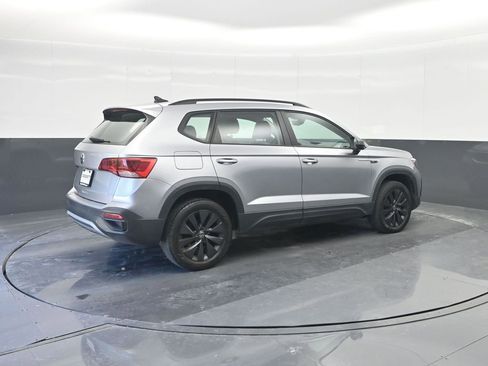 Used 2024 Volkswagen Taos S image 15