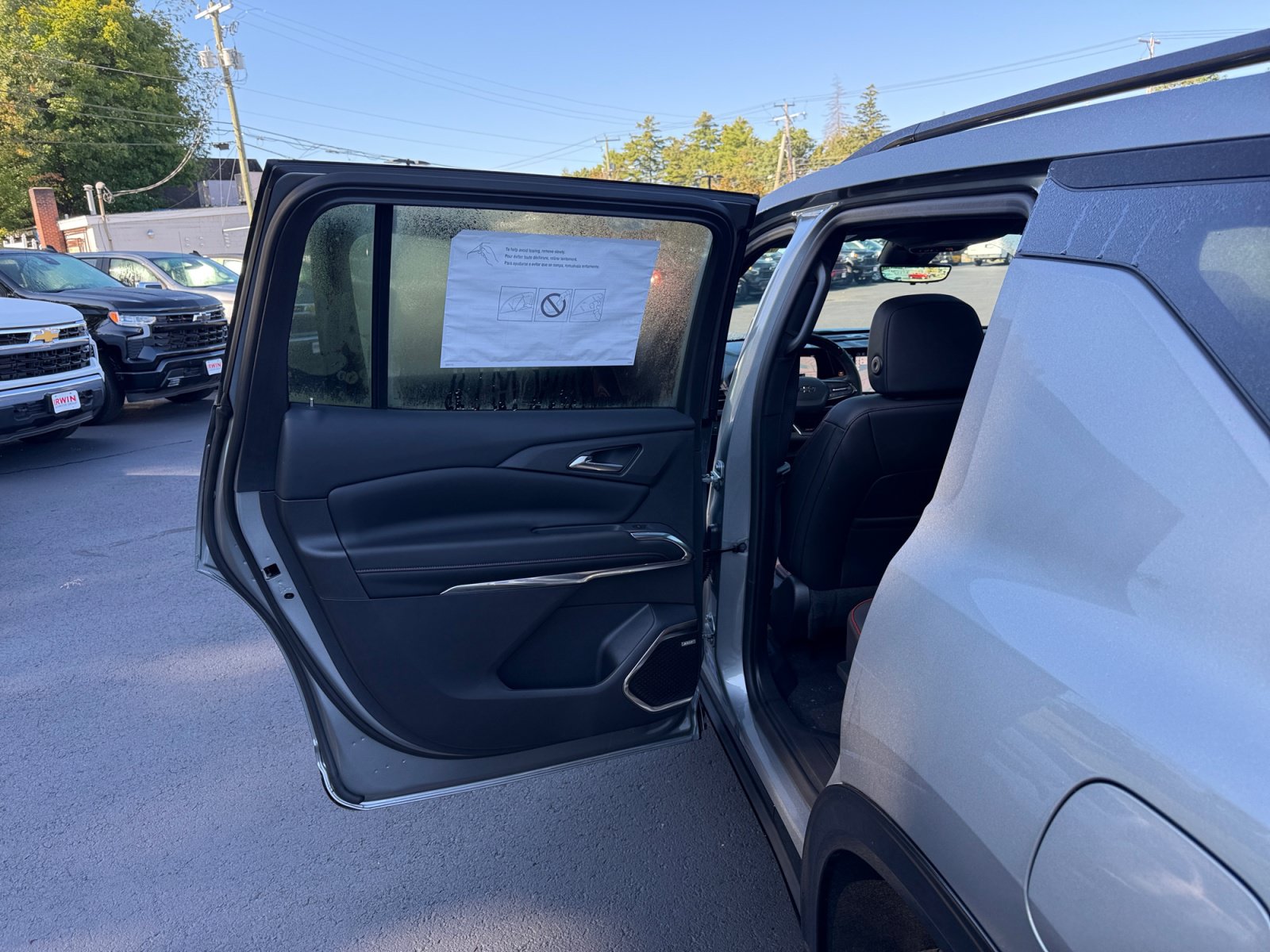 New 2027 Chevrolet Traverse RS AWD/4WD image 24