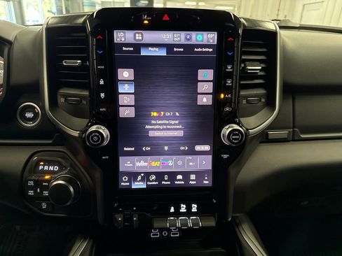 New 2026 RAM 1500 4x4 Crew Cab image 20