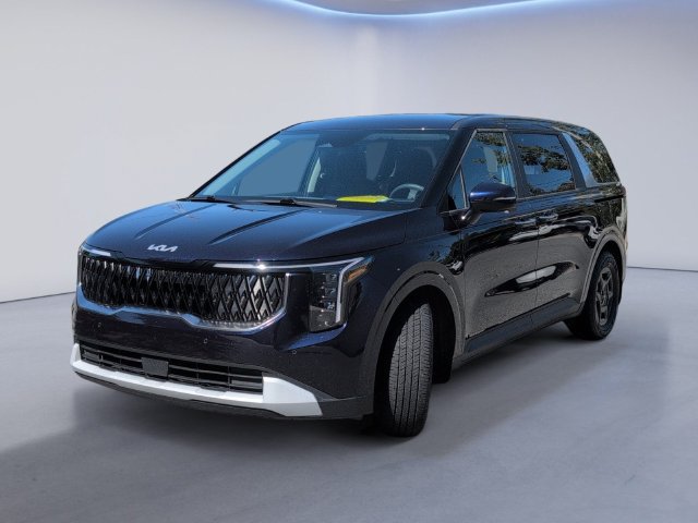 Used 2025 Kia Carnival LX FWD image 11