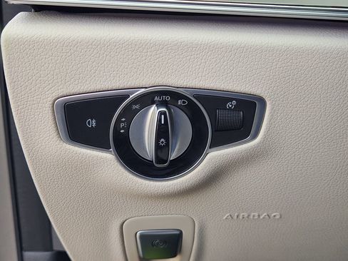 Used 2021 Mercedes-Benz E 350 Sedan image 22