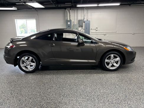 Used 2010 Mitsubishi Eclipse GS image 4