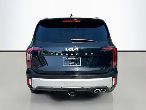 Used 2024 Kia Telluride EX w/ EX Captain's Chair Package FWD image 6