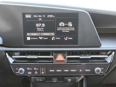 New 2026 Kia Niro LX FWD image 13