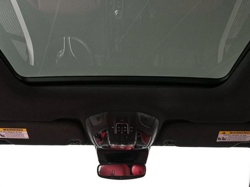 Used 2023 Maserati Levante Modena image 21