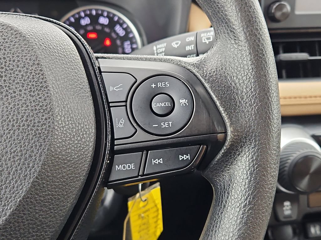 Used 2019 Toyota RAV4 LE w/ All Weather Liner Package AWD/4WD image 20
