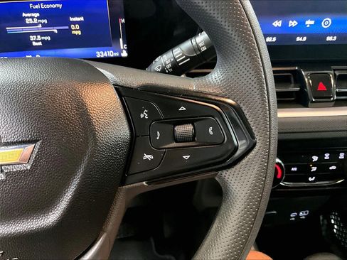 Used 2025 Chevrolet TrailBlazer LT image 23