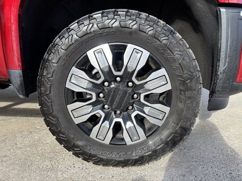 Used 2024 GMC Sierra 3500 Denali w/ Denali Reserve Package image 12