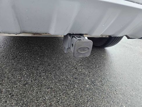 Used 2025 Land Rover Discovery Sport S image 17