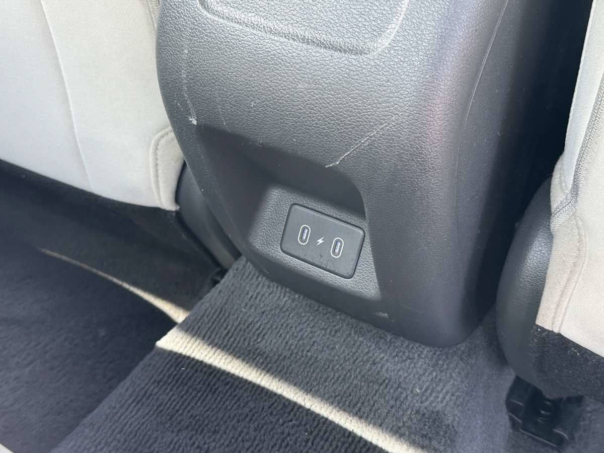 Used 2025 Hyundai Sonata SEL FWD image 18