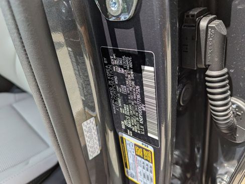 New 2026 Kia Sportage EX image 34