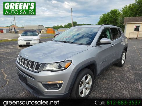 Used 2018 Jeep Compass Latitude w/ Popular Equipment Group AWD/4WD image 1