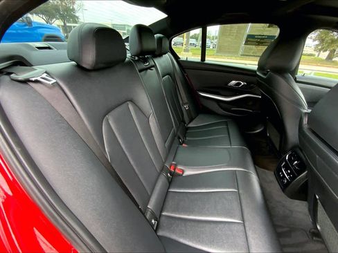 Used 2020 BMW 330i Sedan w/ Convenience Package image 19