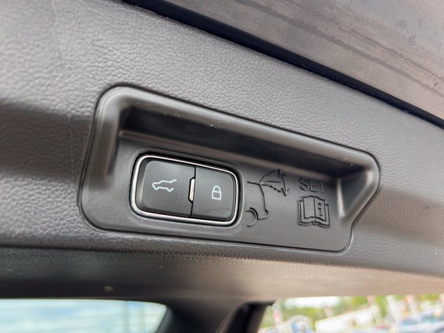 Certified 2024 Ford Explorer XLT AWD/4WD image 23
