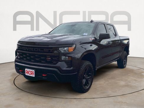 Used 2024 Chevrolet Silverado 1500 Custom Trail Boss AWD/4WD image 9