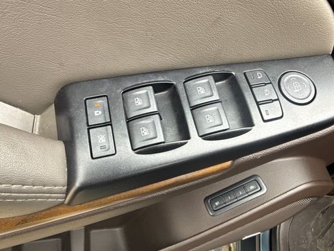 Used 2019 GMC Yukon Denali w/ Denali Ultimate Package AWD/4WD image 25