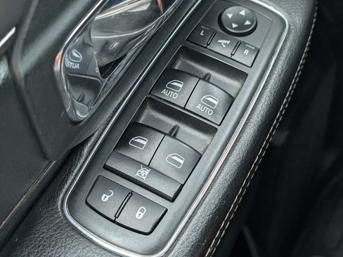 Used 2018 RAM 2500 Laramie w/ Sport Appearance Group AWD/4WD image 8