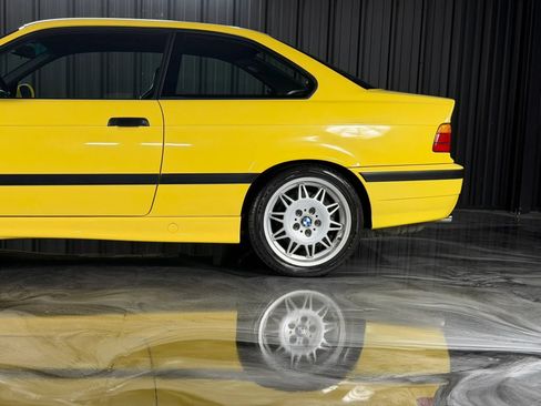 Used 1995 BMW M3 Coupe RWD image 10