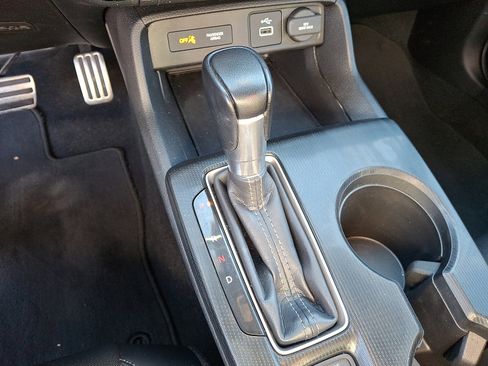 Used 2022 Honda Civic Sport image 21