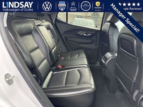 Used 2020 GMC Terrain SLT image 12
