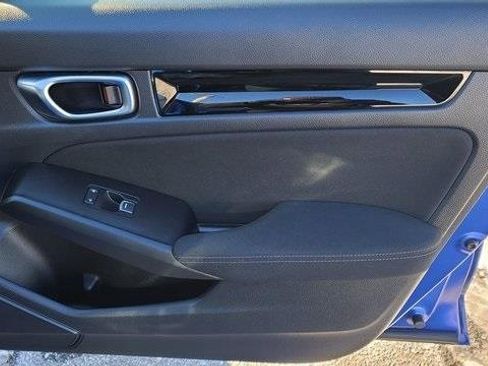 Used 2022 Honda Civic EX image 24