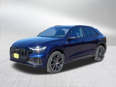 Used 2021 Audi Q8 Premium Plus image 3