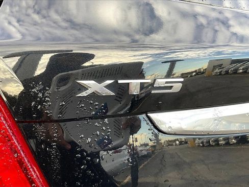 Used 2018 Cadillac XT5 Premium Luxury image 29