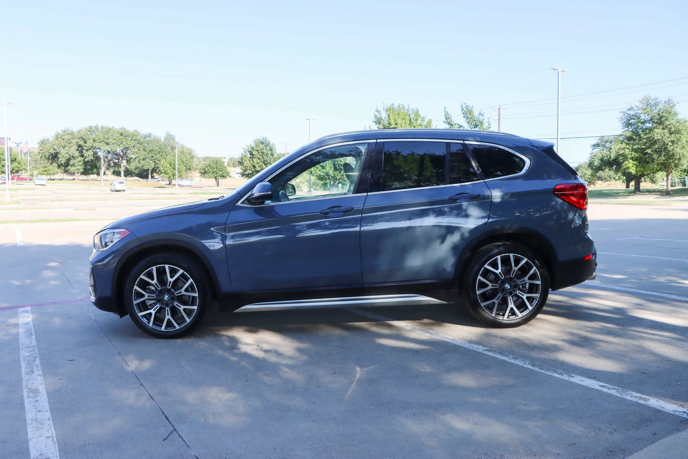 Used 2021 BMW X1 sDrive28i w/ Convenience Package FWD image 4