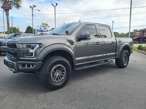 Used 2019 Ford F150 Raptor w/ Equipment Group 802A Luxury AWD/4WD image 4