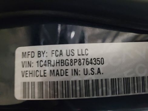 Used 2023 Jeep Grand Cherokee Limited w/ Luxury Tech Group II image 33