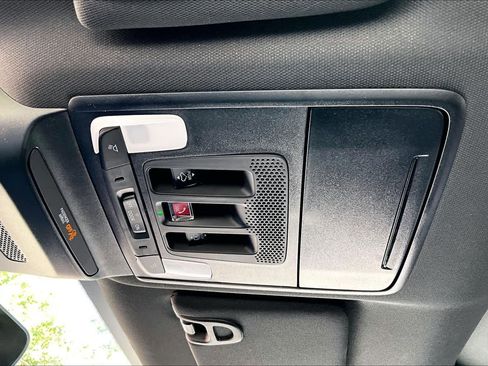 Used 2025 Acura ADX A-Spec image 32