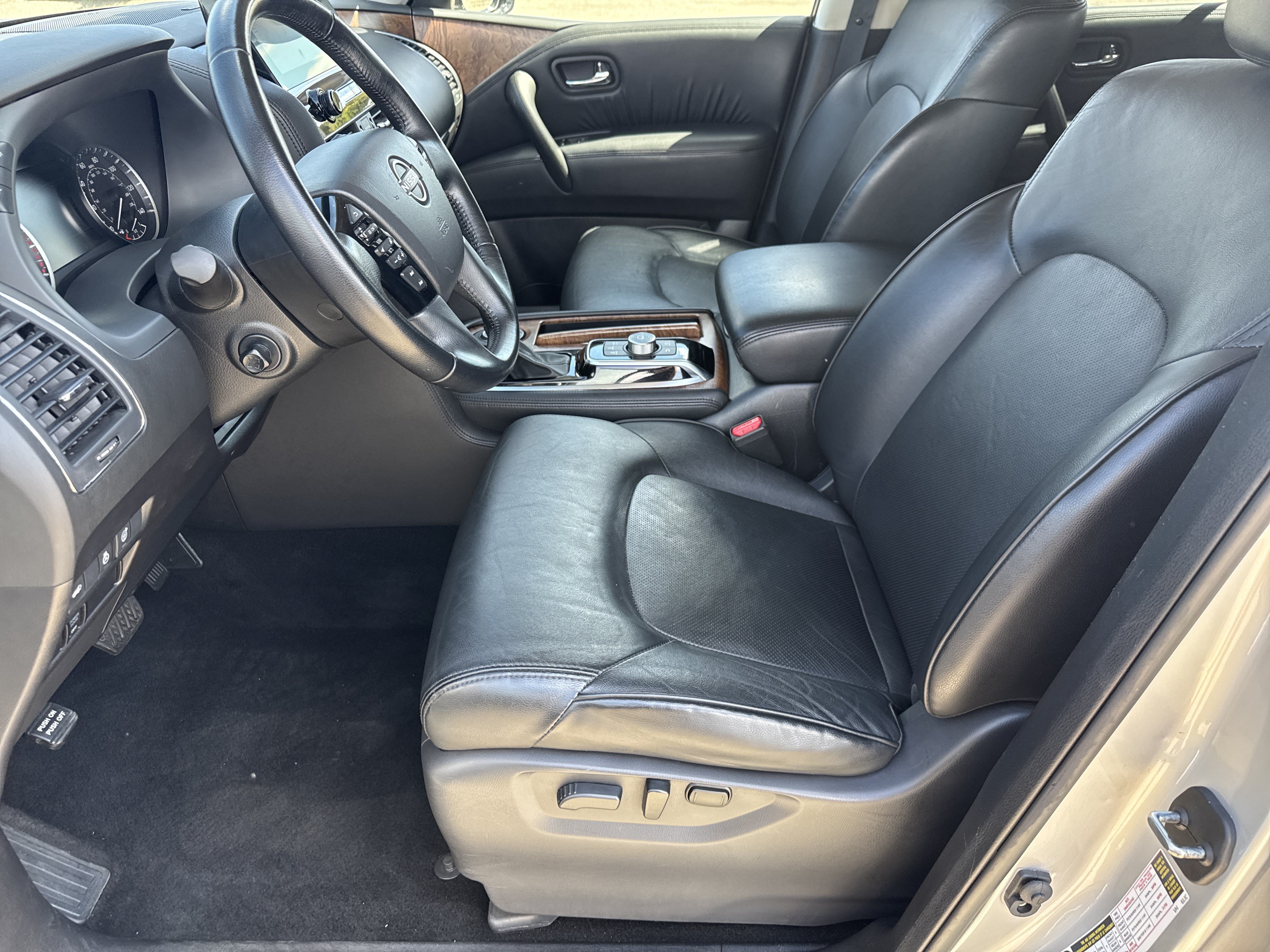 Used 2024 Nissan Armada SL w/ Captain's Chairs Package RWD image 5