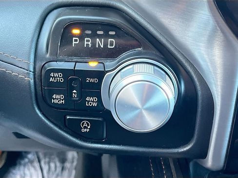 Used 2022 RAM 1500 Limited w/ Bed Utility Group image 17