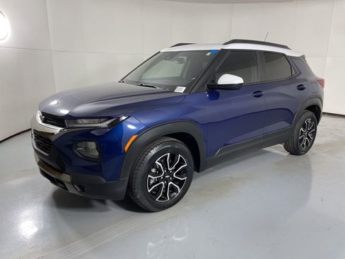 Certified 2023 Chevrolet TrailBlazer ACTIV w/ Convenience Package image 5