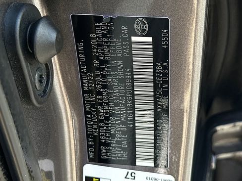 Used 2023 Toyota Camry SE image 30