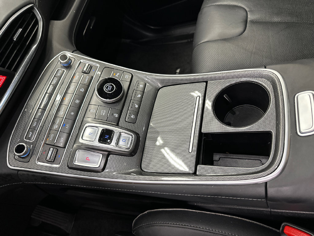 Used 2023 Hyundai Santa Fe Limited FWD image 33