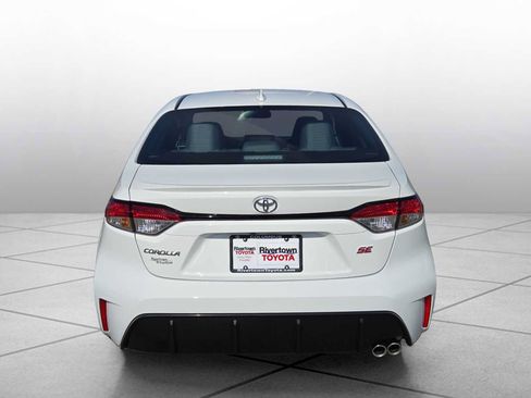 New 2026 Toyota Corolla SE FWD image 4