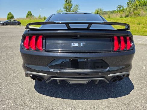 Used 2019 Ford Mustang GT w/ GT Performance Package RWD image 6