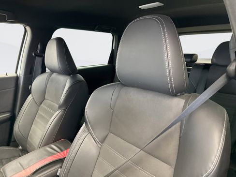 Used 2023 Mitsubishi Outlander Ralliart image 9