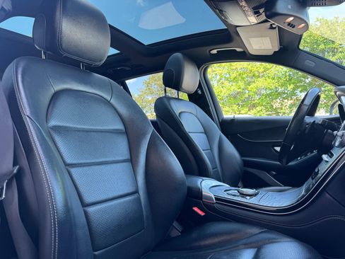 Used 2018 Mercedes-Benz GLC 300 image 24