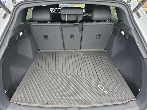 Used 2023 Audi Q4 e-tron Premium Plus w/ Premium Plus AWD/4WD image 16