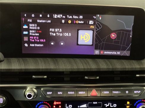 Used 2024 Kia Telluride SX image 18