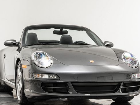 Used 2006 Porsche 911 Carrera S RWD image 3