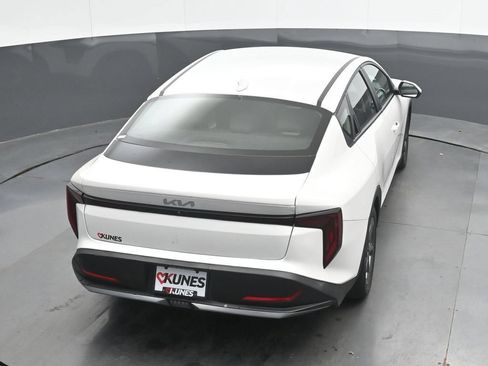 Used 2025 Kia K4 FWD image 29