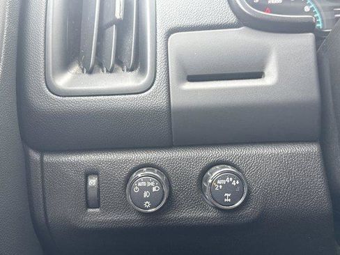 Used 2022 Chevrolet Colorado LT w/ Luxury Package image 26